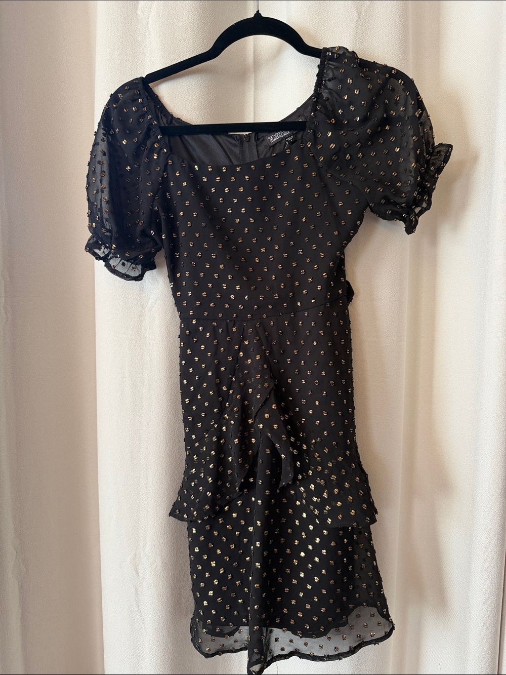 Black and Gold Puff-Sleeve Formal Dress for Kids